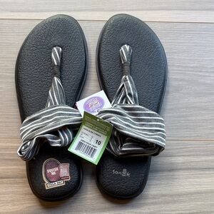New Sanuk Women's Yoga Mat Sling 2 Prints Sandals Size 10